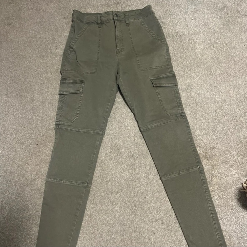 Skinny cargo pants